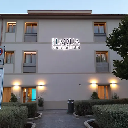 Aqua Boutique Hotel-3